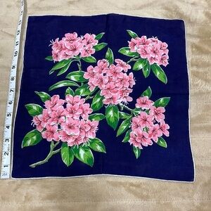 𝅺vintage floral cotton hankie blue and pink